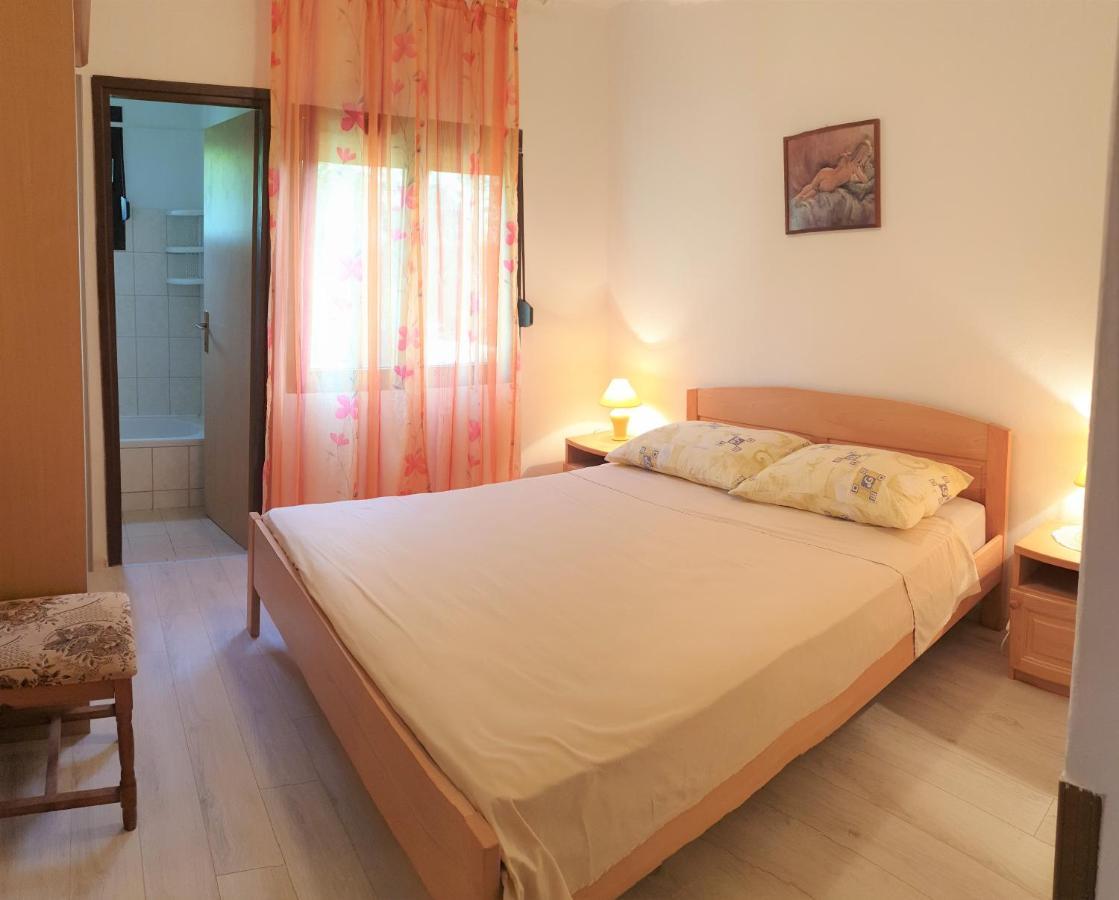 Apartments Josko Barbat Barbat na Rabu Exterior photo
